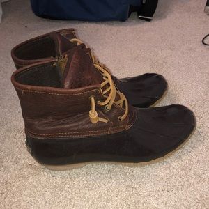 Women’s Sperry Saltwater duck boots 😍😍😍